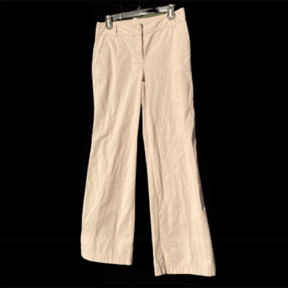 Light Beige Loft Signature Chinos Simple Closet Basic Work/Casual Pants Size 0